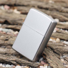 Зажигалка Zippo Classic 205